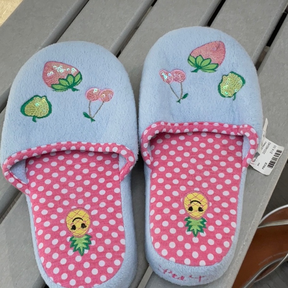 Limited Too size 7 fruit sequin blue foam slippers NWT